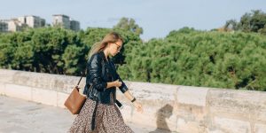 斜孭袋的功能與市場分析報告